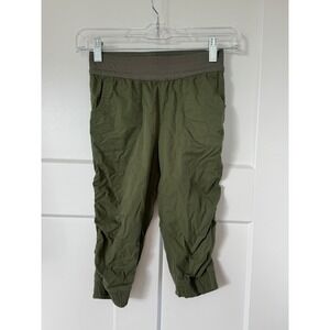 The North Face Girls Aphrodite Capri Pants Olive Green Ruched Hiking Small 7/8